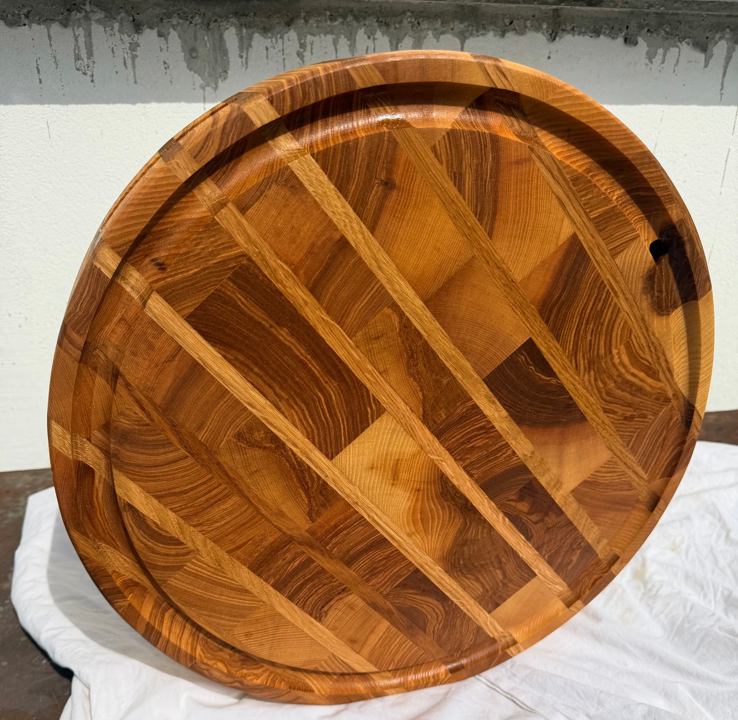 Maurice- billot en frêne Olivier et chêne en bois debout- 43 cm par 8,5cm