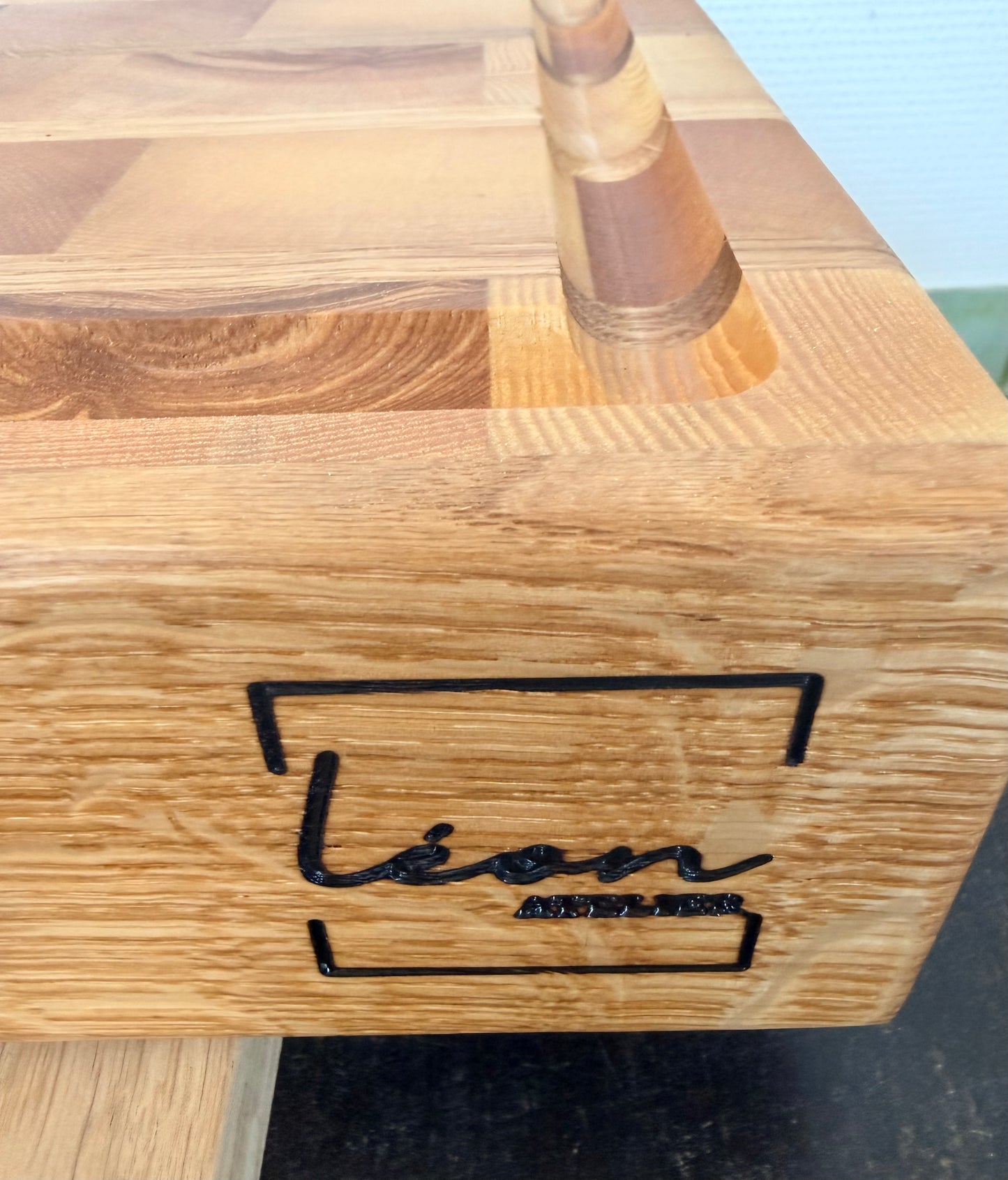 Léon-billot artisanal bois debout- frêne Olivier et chêne - 60cm*40cm