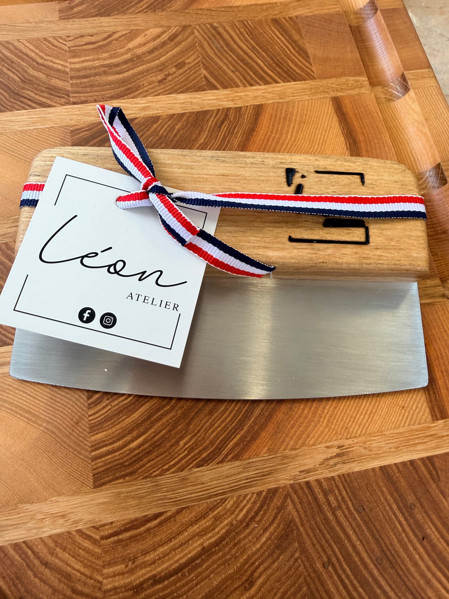Le grattoir de Léon